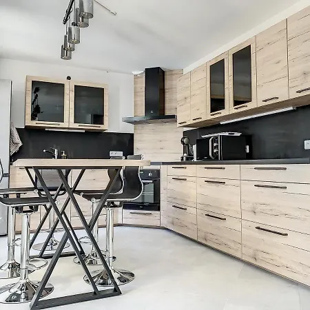 Konukevi Reve - Sdb Wc Privatif - Entree Autonome - Grande Tv Netflix