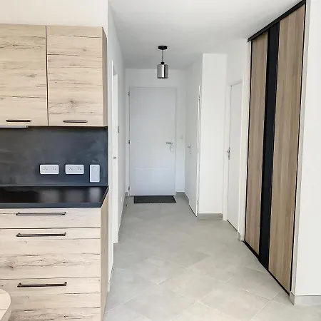 Reve - Sdb Wc Privatif - Entree Autonome - Grande Tv Netflix Guest house *